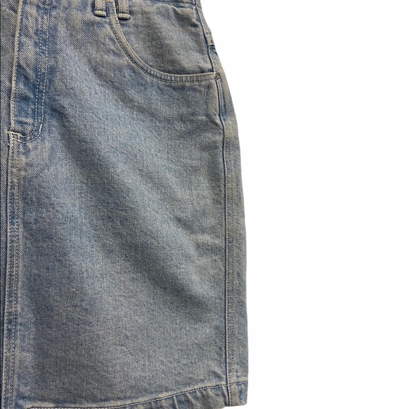 Lizwear Vintage Light Blue Denim Jeans Skirt Size 8 EUC - Picture 2 of 5